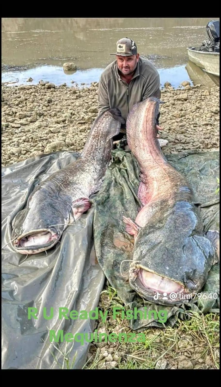 מקיננסה R U Ready Fishing, River Ebro מראה חיצוני תמונה